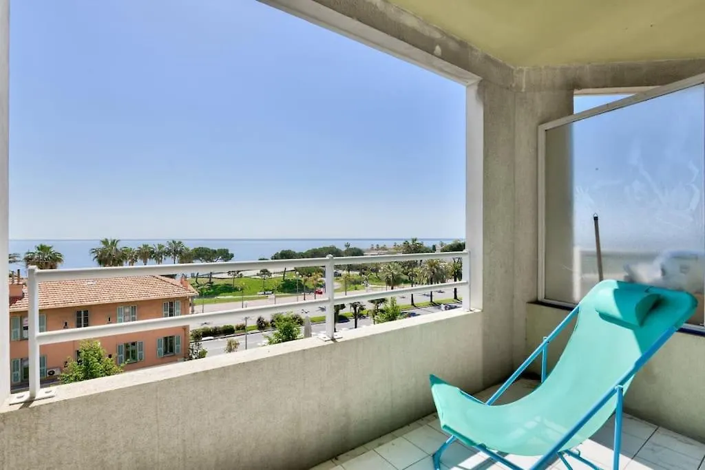 Apartment W 2 Bathrooms At 400M From The Beach Nice 0*,