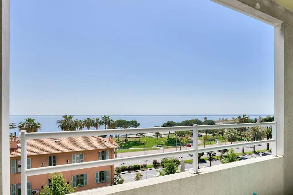 Apartment W 2 Bathrooms At 400M From The Beach Nice